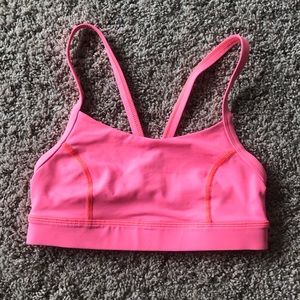 Lululemon hot pink sports bra